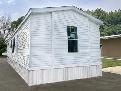 Mobile Home at 3102 N. 15th St Lot 122 Fort Dodge, IA 50501
