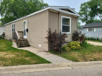 Willow Lake Estates Mobile Home Park in Elgin, IL | MHVillage