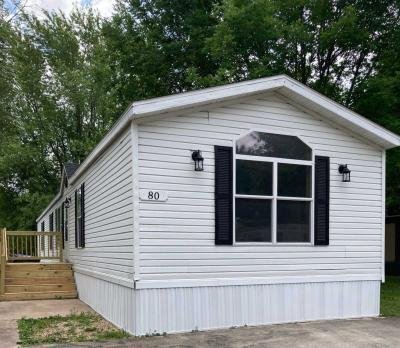 Mobile Home at 80 Northwood Village New London, WI 54961