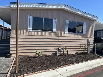 Mobile Home at 302 Royal Lane Santa Ana, CA 92703