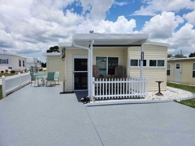 Mobile Home at 37277 Silver Lake Dr. Lot# R06 Avon Park, FL 33825