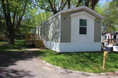 Mobile Home at 3700 28th St. Lot 334 Sioux City, IA 51105