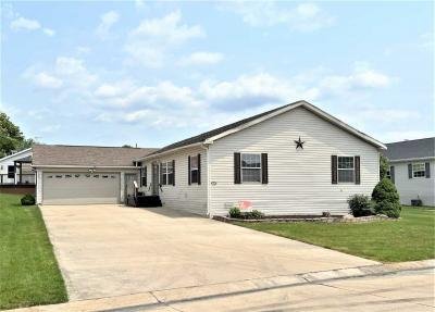 Mobile Home at 16095 Lancaster Way Holly, MI 48442