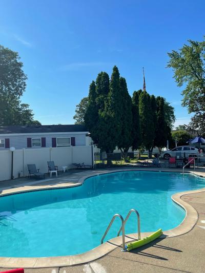 Mobile Home at 32 Second St. #32 Dearborn Heights, MI 48127
