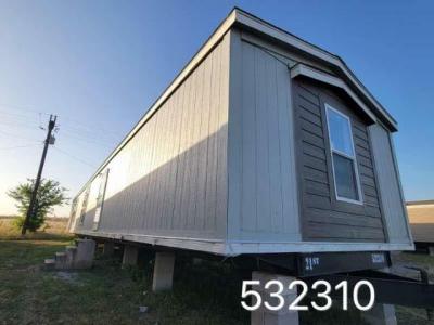 Mobile Home at Oak Creek Home Center 3090 Ih 10 West Seguin, TX 78155