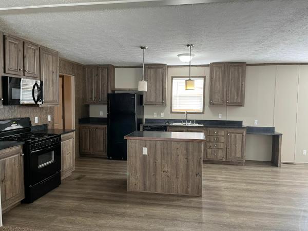 2018 Clayton Homes Inc Mobile Home For Rent