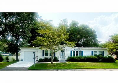 Mobile Home at 1407-82 Middle Rd Unit #82 Calverton, NY 11933