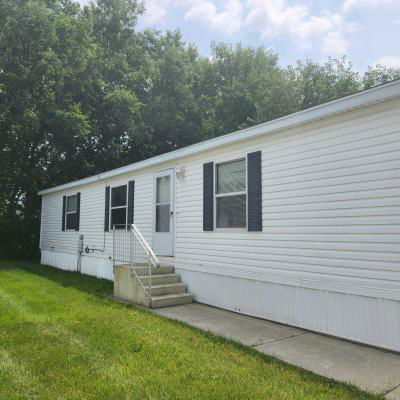 Mobile Home at 11 Candlelight Drive Sauk Village, IL 60411