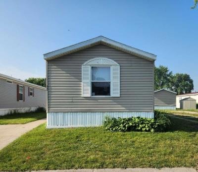 Mobile Home at 92 Candlelight Drive Sauk Village, IL 60411