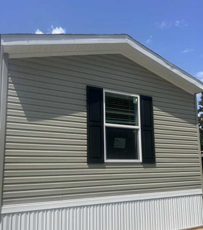 Mobile Home at 11320 Appleblossom Ln Saginaw, MI 48609