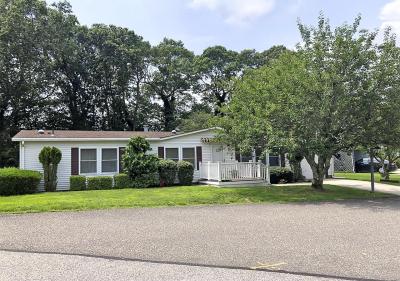 Mobile Home at 1407-42 Middle Rd Unit #42 Calverton, NY 11933