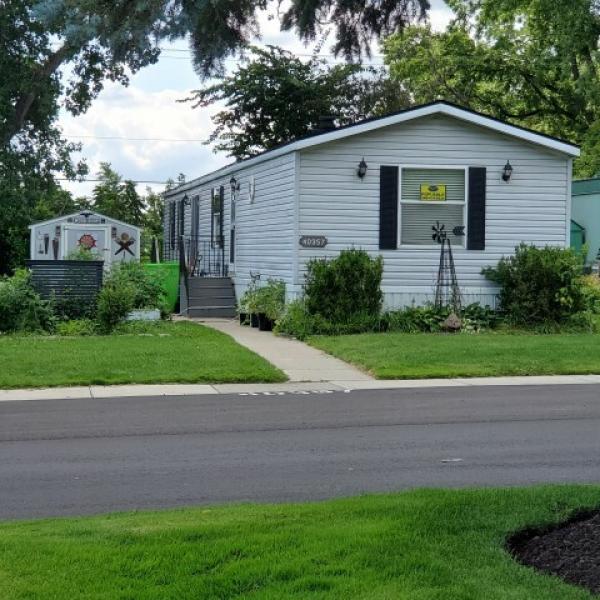 1999 Redman Mobile Home For Sale 40357 Washington Novi, MI