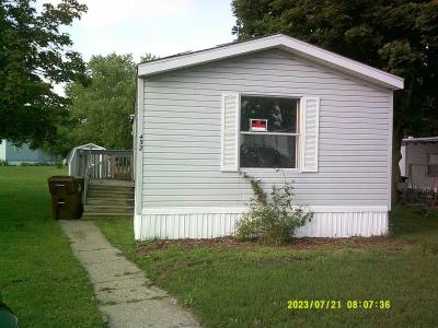 Mobile Home at 2265 W Parks Rd. Saint Johns, MI 48879