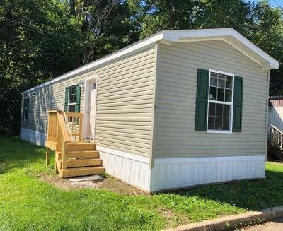 Mobile Home at F9 Brookside Trailer Court Monmouth Junction, NJ 08852