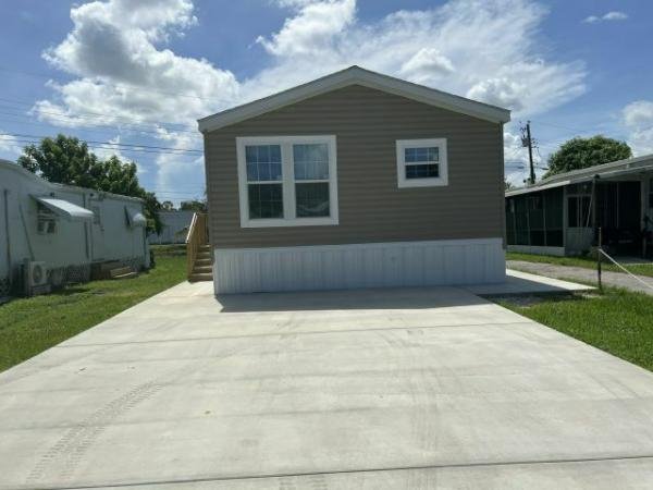 2023 Nobility 40F2F KINGSWOOD Manufactured Home