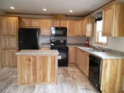 Mobile Home at 2288 Leisure Ln Traverse City, MI 49686