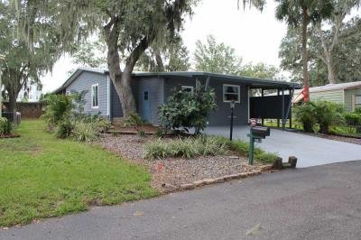 Mobile Home at 10917 Whispering Oaks Circle Riverview, FL 33579