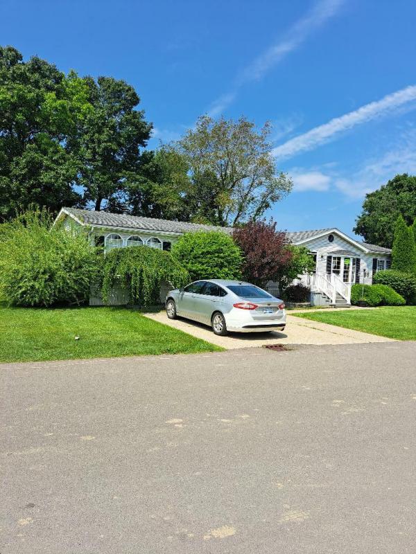 6517-barrie-circle-brighton-mi-mhvillage