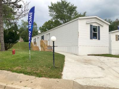 Mobile Home at 423 Elm Dr Oakland Township, MI 48363