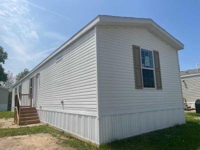 Mobile Home at 4070 S Rybolt Ave Lot 111 Indianapolis, IN 46221