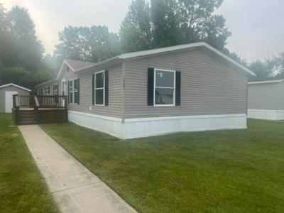 Mobile Home at 28665 Oakwood Flat Rock, MI 48134