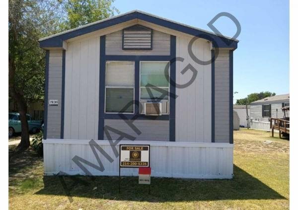 Photo 2 of 2 of home located at 205 Park Row Ln Desoto, TX 75115