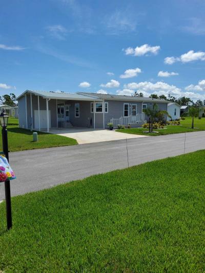 Photo 5 of 19 of home located at 12116 SW County Road 769 Unit 47 Lake Suzy, FL 34269