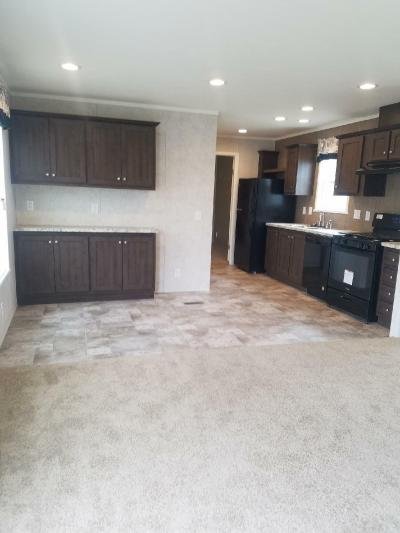 Mobile Home at 8675 Killy Ct Newport, MI 48166