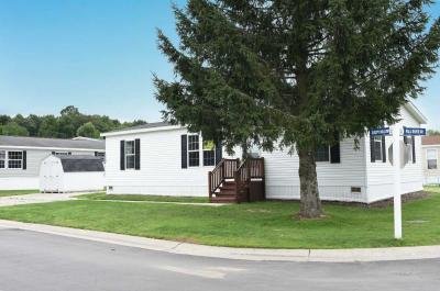 Mobile Home at 16760 Fall River Drive Holly, MI 48442