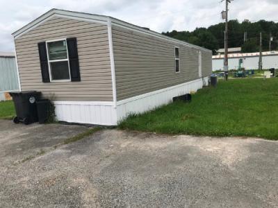 Mobile Home at 1415 Cumberland Fall Corbin, KY 40701
