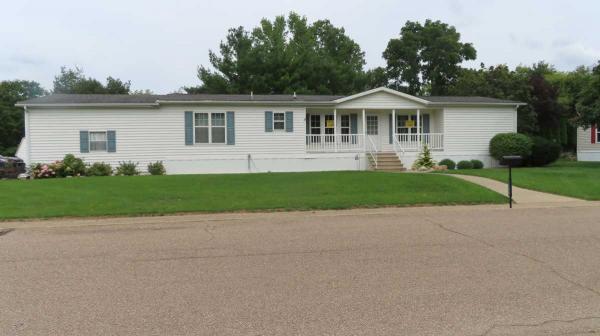 1999 Shamrock Mobile Home For Sale