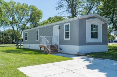 Photo 5 of 7 of home located at 151 Kingsway Dr North Mankato, MN 56003