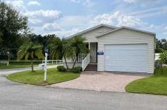 Photo 1 of 21 of home located at 424 Falcon Crest W. Plant City, FL 33565