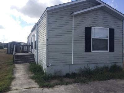 Mobile Home at 206 Bridlewood Dr San Marcos, TX 78666