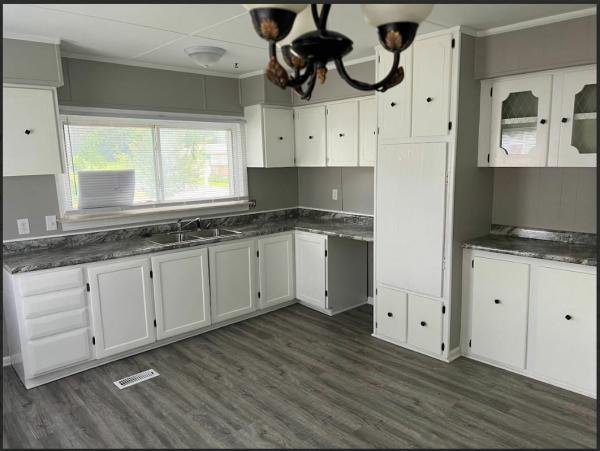Parkwood Mobile Home For Sale
