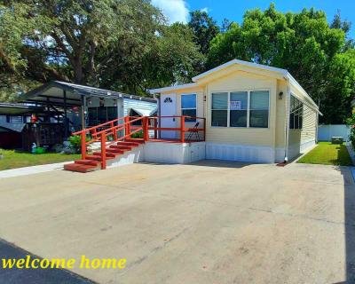 Mobile Home at 37041 Chancey Rd. Zephyrhills, FL 33541