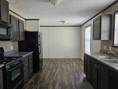 Mobile Home at #346: 534 E 37th Ave Hobart, IN 46342