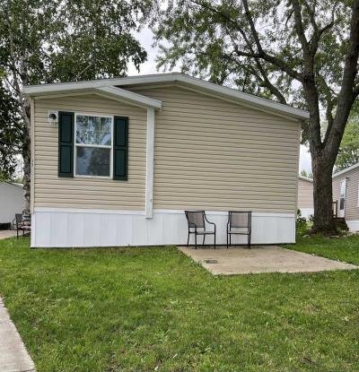 Mobile Home at 11 Bluebird Hill Dr Orion Township, MI 48359