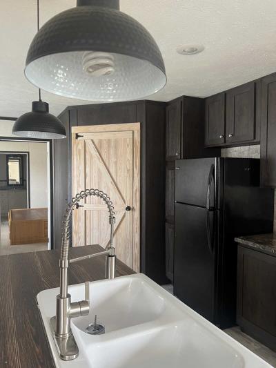 Mobile Home at 57512 Woodcreek New Haven, MI 48048