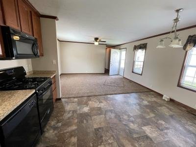 Mobile Home at 4563 Essex Ct Sterling Heights, MI 48310