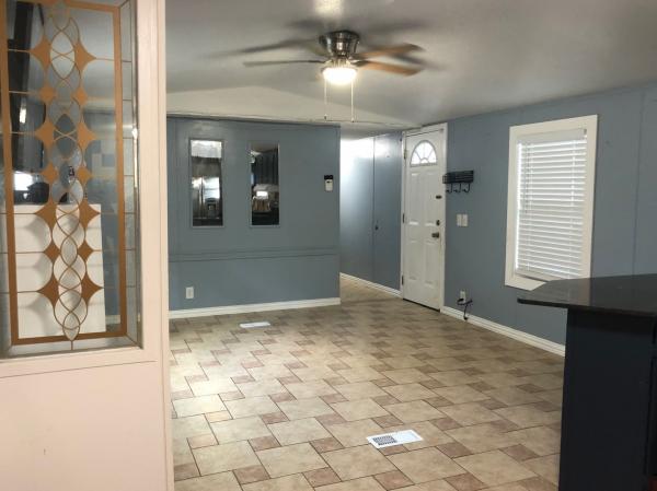 1998 Fleetwood Homes of Texas INC Mobile Home For Sale