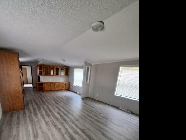 1998 Schult Mobile Home For Sale