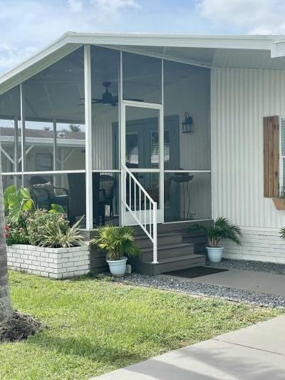 Mobile Home at 376 Jewelwood Naples, FL 34112