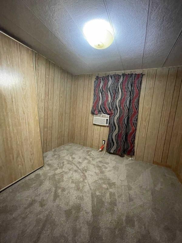 1975  Mobile Home For Sale