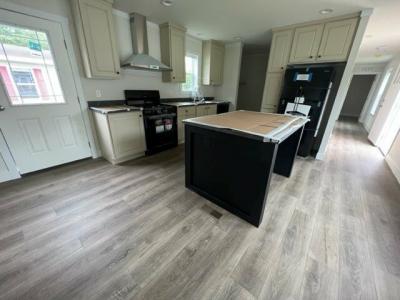 Mobile Home at 62430 Locust Rd Lot 171 South Bend, IN 46614