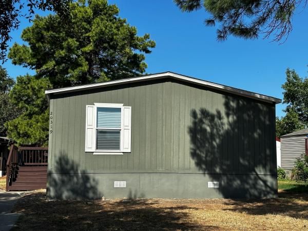 2016 Champion-Burleson - Mobile Home For Sale