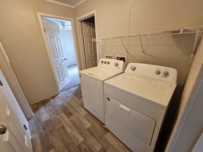 Mobile Home at 2310 Catalpa St Liberty, MO 64068