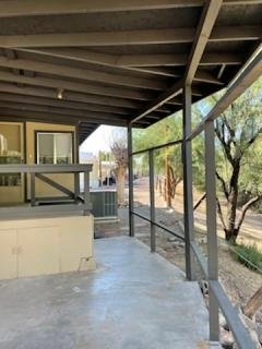 Photo 2 of 8 of home located at 550 Palm Drive Wickenburg, AZ 85390