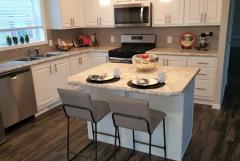 Photo 4 of 8 of home located at 390 Pin Oak Circle Elyria, OH 44035