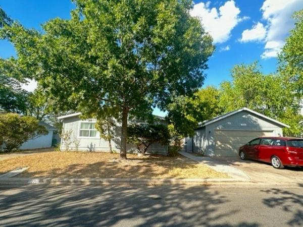 1985 PALM HARBOR HOMES Mobile Home For Sale